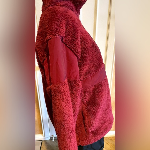 Victorias Secret Fleece Sweater Women Small Pullover 1/4 Zip Soft Maroon - Picture 3 of 4